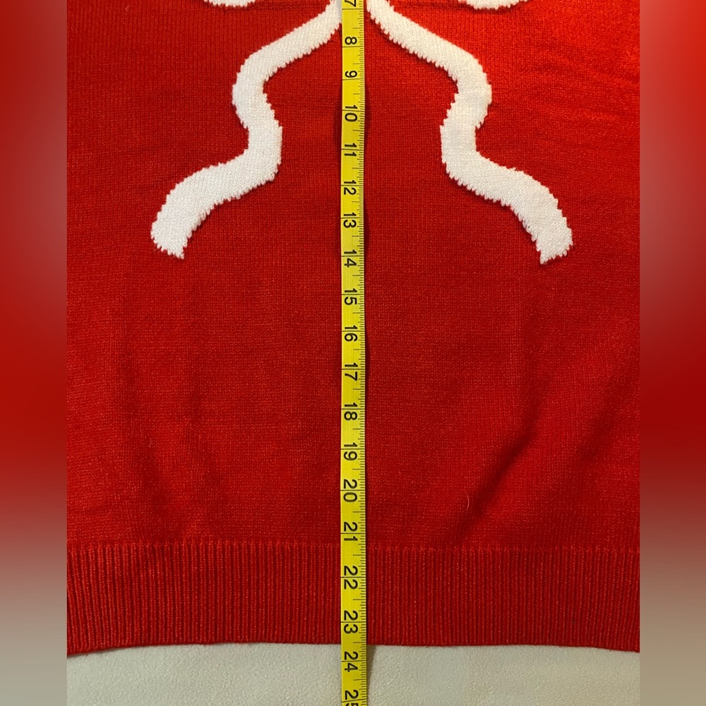 Boutique Main Strip Red Sweater White Bow Detail Small - Picture 6 of 7